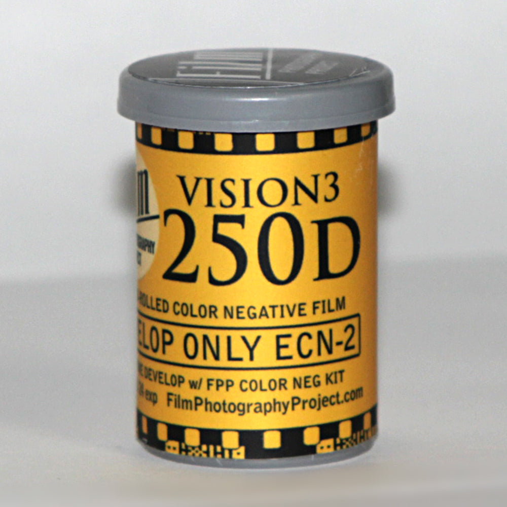 35mm Color Film - Kodak Vision3 250D (1 Roll) – Film Photography Project  Store