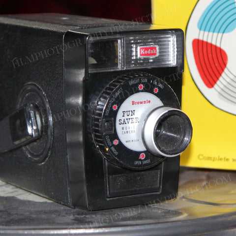Regular 8mm Movie Camera - Kodak Brownie 8 (Vintage - Black)