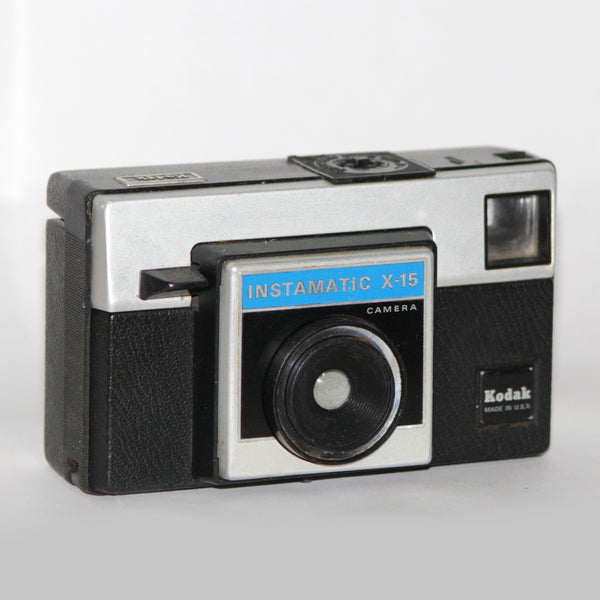 FILM CAMERA - 126 Kodak Instamatic X-15 (Vintage - Tested)